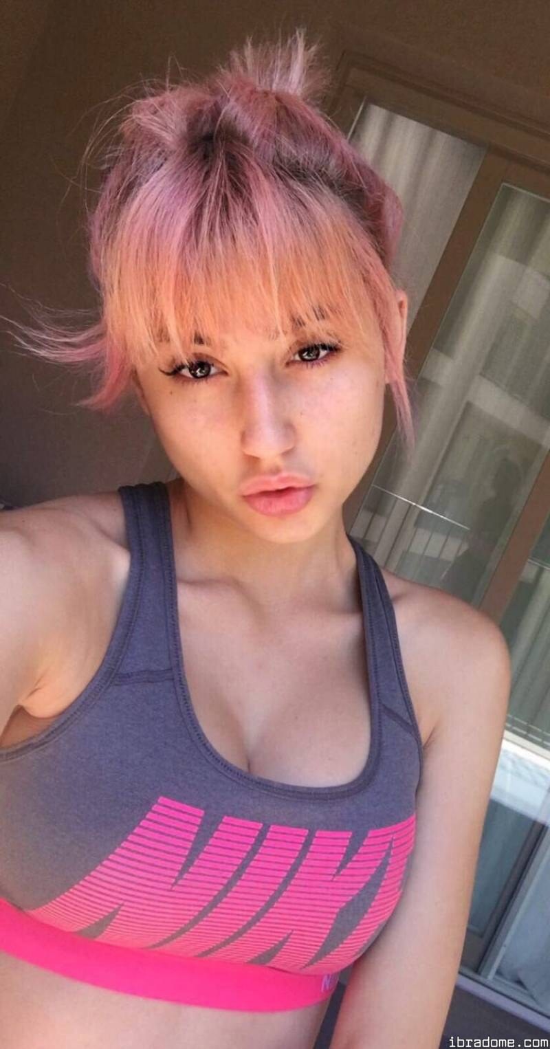 Greta Menchi Sexy Photos 26165