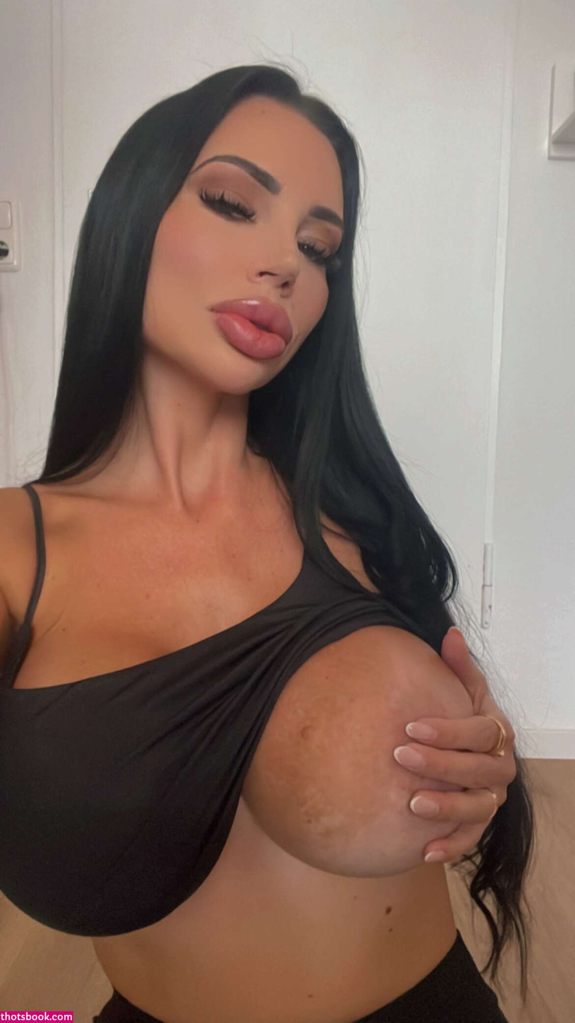 Yvonne Bar OnlyFans Photos #1 159168