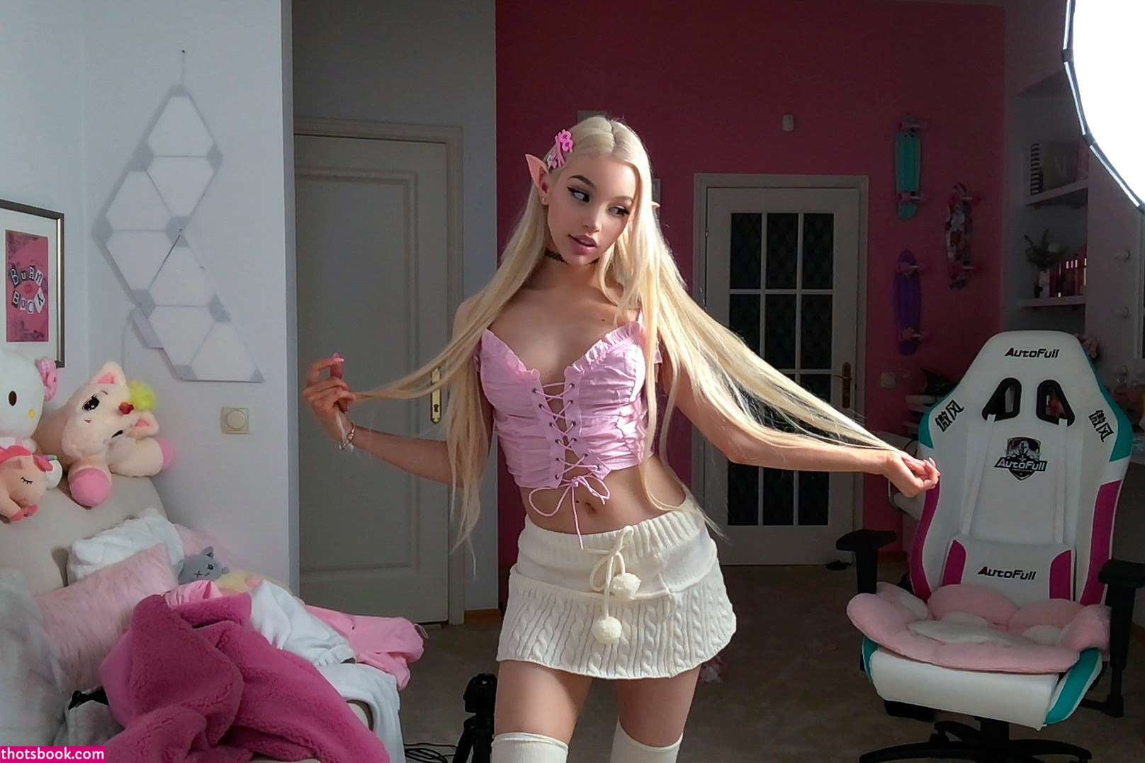 Alice Delish Nude Photos #21 583499