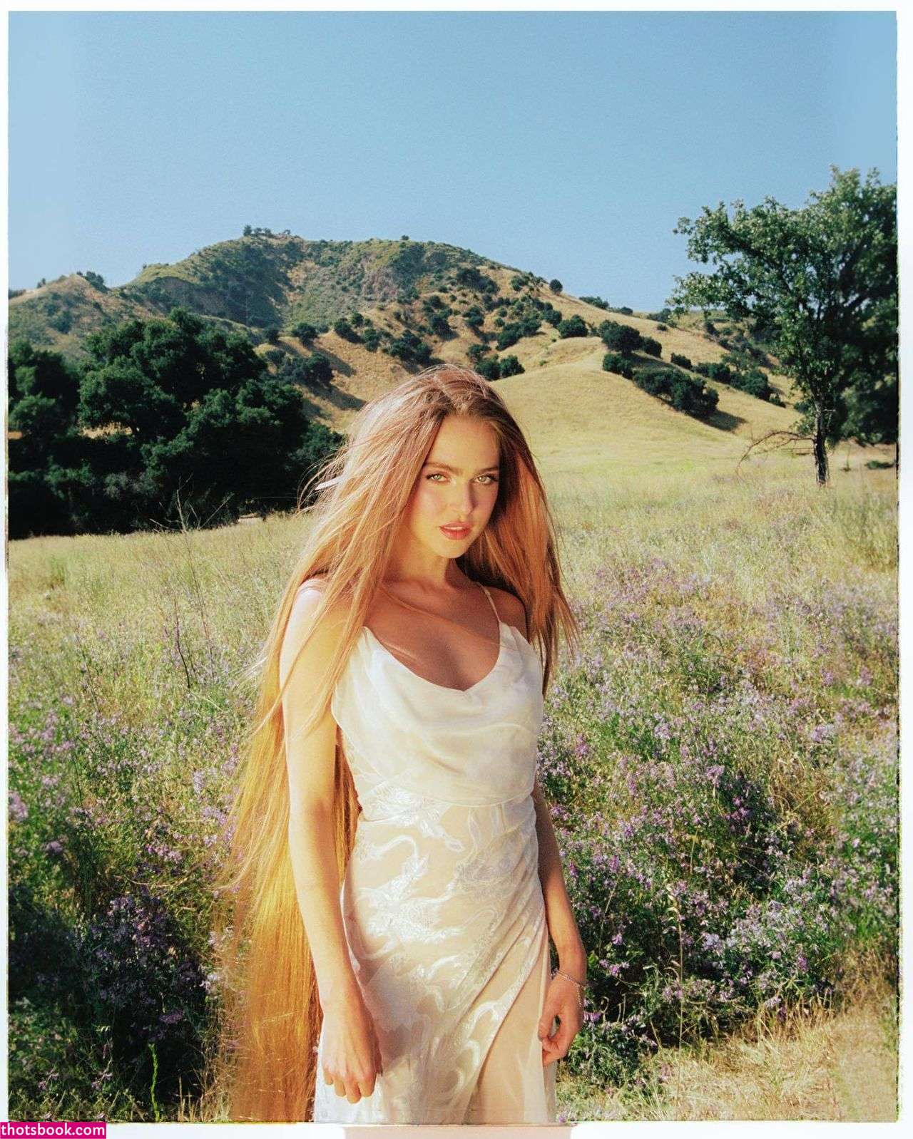 Anne Winters Nude Photos #14 615762