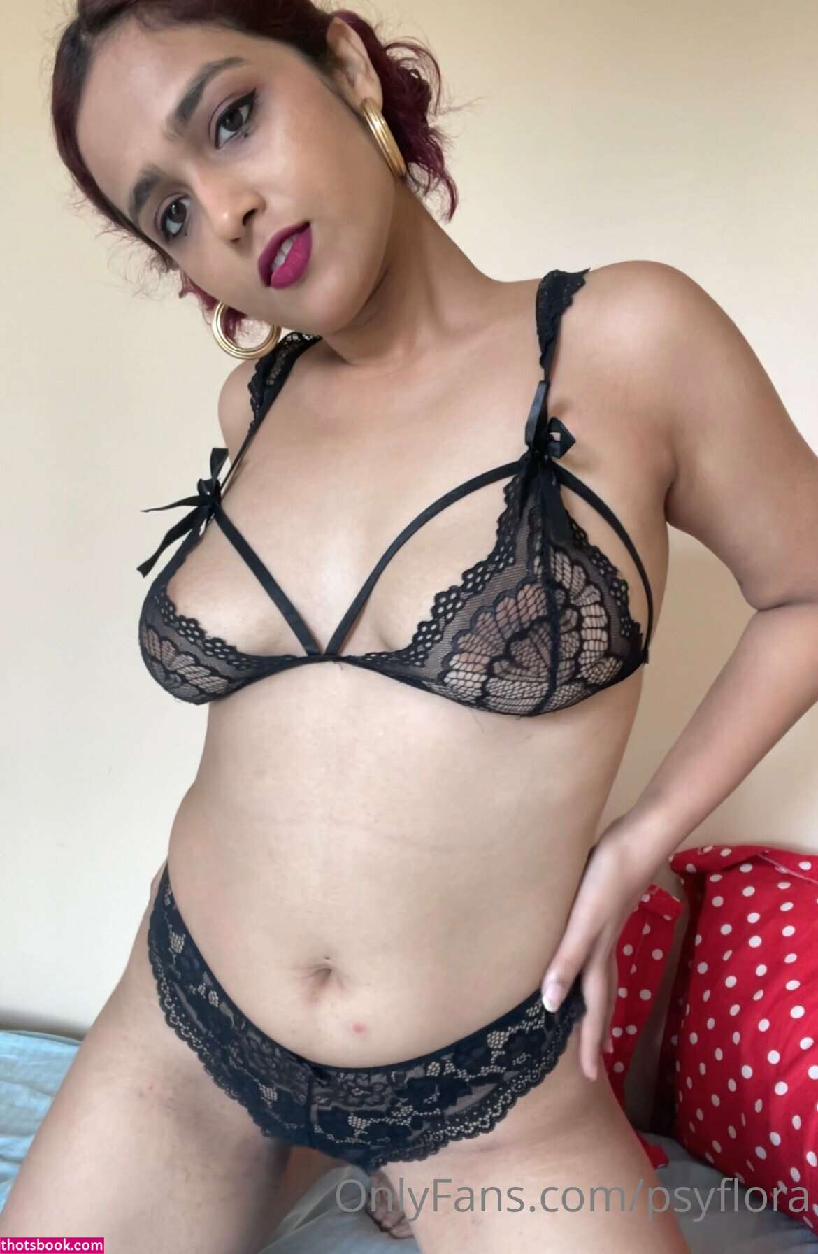 Psyflora Neelam Kudale Nude OnlyFans Photos #2 640735