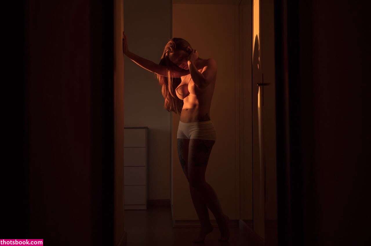 Emille Bee Nude Leaks OnlyFans Photos #4 1457036