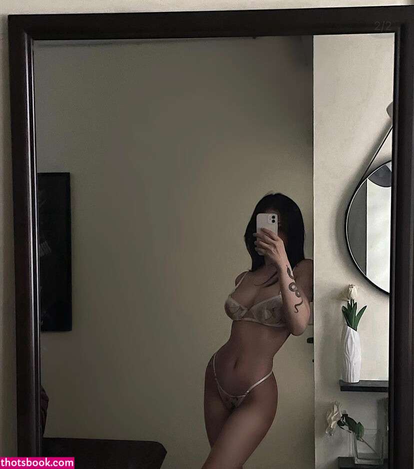 Veronica Lucifer Khuc Th Hng akashi yumi 3 Nude Leaks OnlyFans Photos #3 1454590