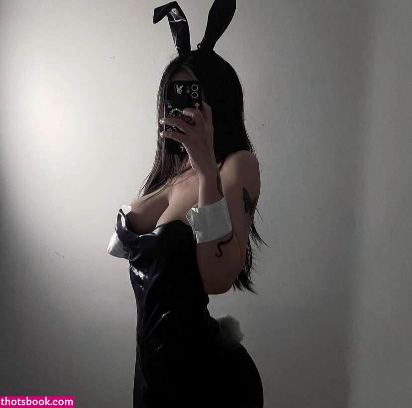 Veronica Lucifer Khuc Th Hng akashi yumi 3 Nude Leaks OnlyFans Photos #3 1454597