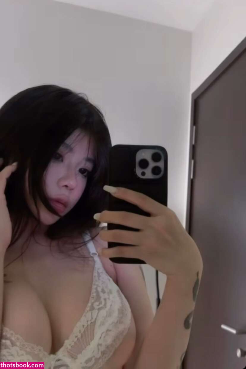 Veronica Lucifer Khuc Th Hng akashi yumi 3 Nude Leaks OnlyFans Photos #5 1454612