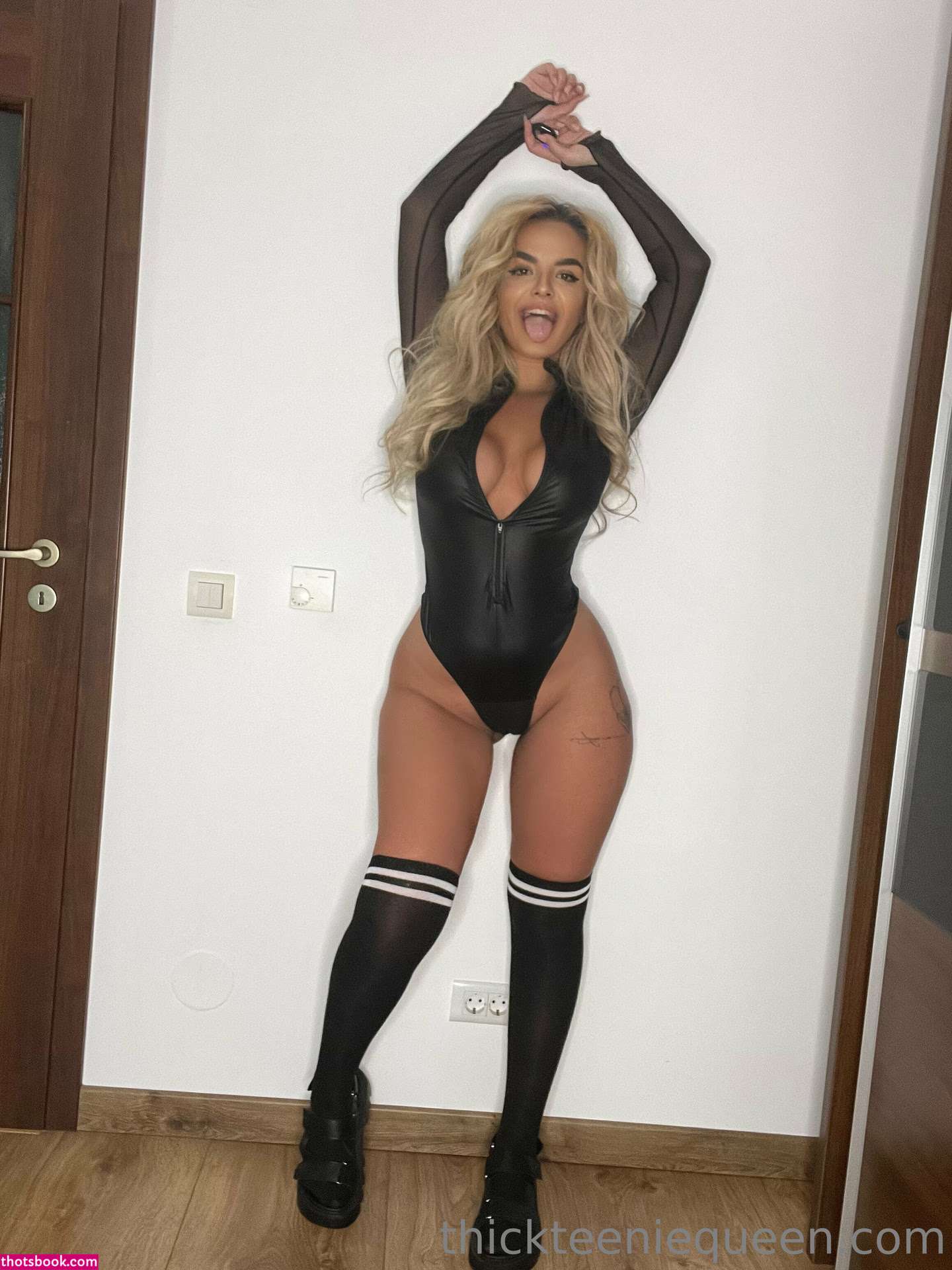 kathrineonline kathrine thickteeniequeen Nude Leaks OnlyFans Photos #1 1478333