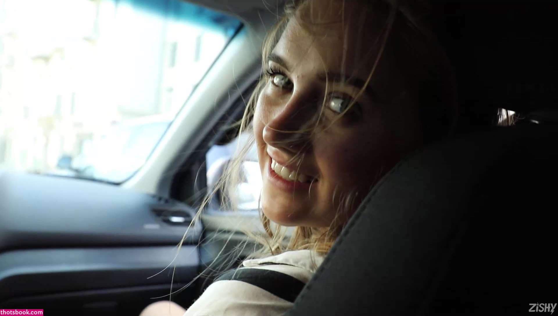 Alevtina Batman Nude Leaks OnlyFans Photos #5 1492058