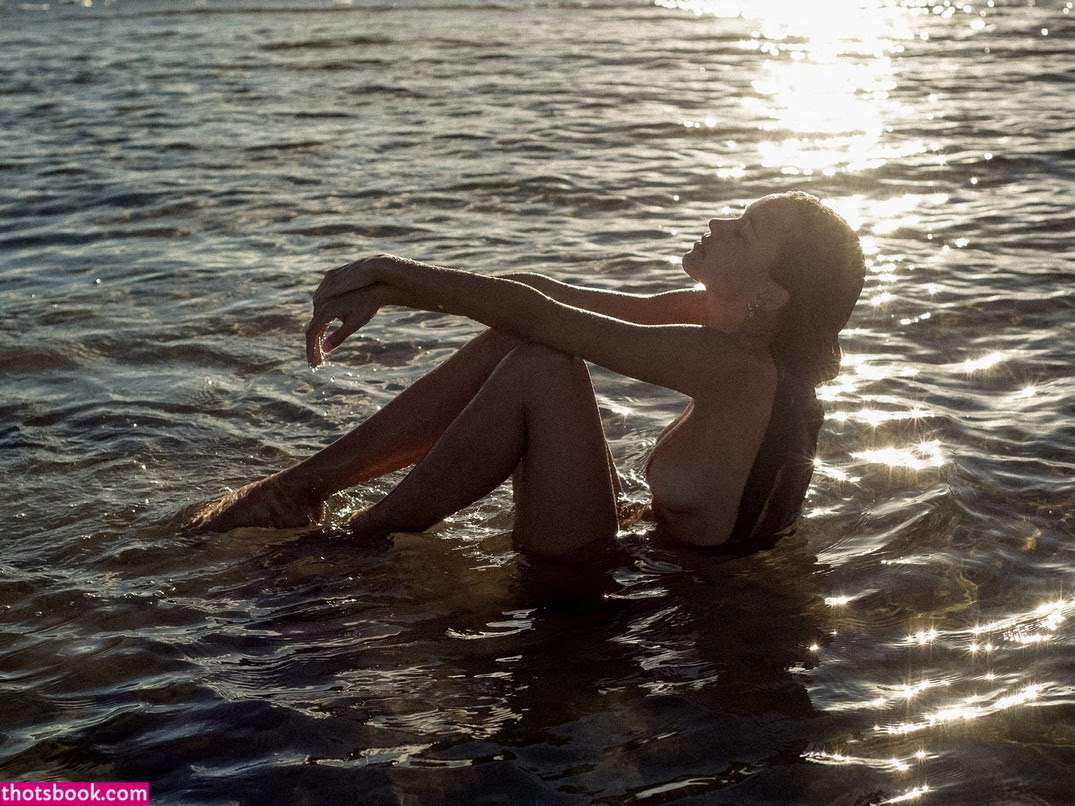 Isabella Mathers Nude Leaks OnlyFans Photos #1 1492877