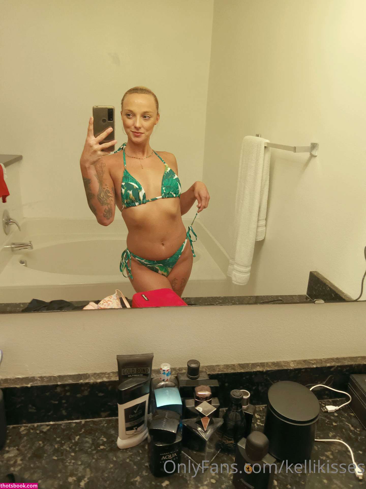 Kelli Kisses Nude Leaks OnlyFans Photos #1 1463301