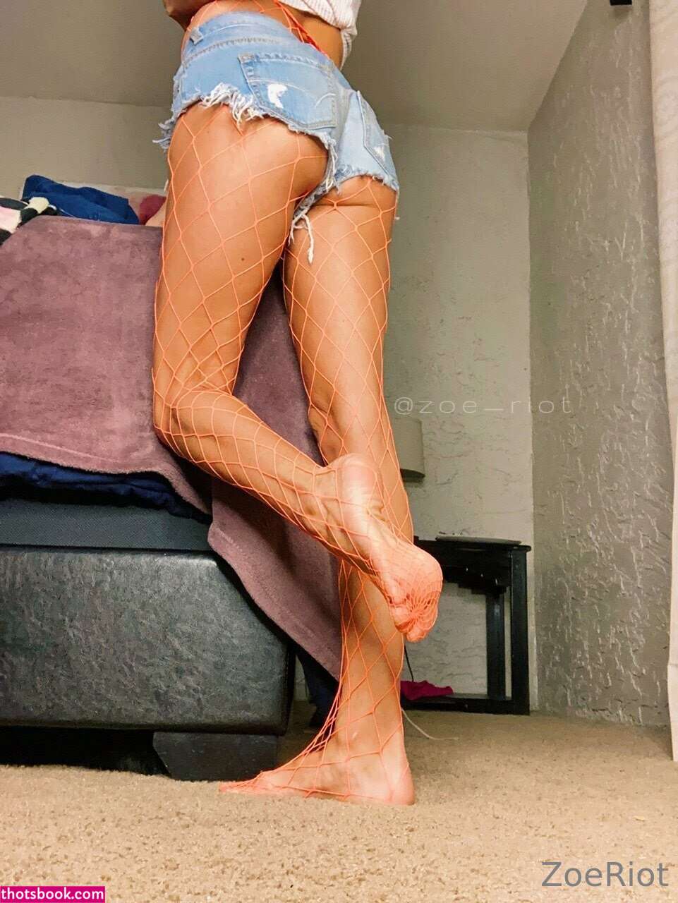 Tiny Zoe zoe riot Nude Leaks OnlyFans Photos #2 1475562