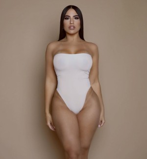 Melany Fernandez Nude Leaks OnlyFans Photos #2