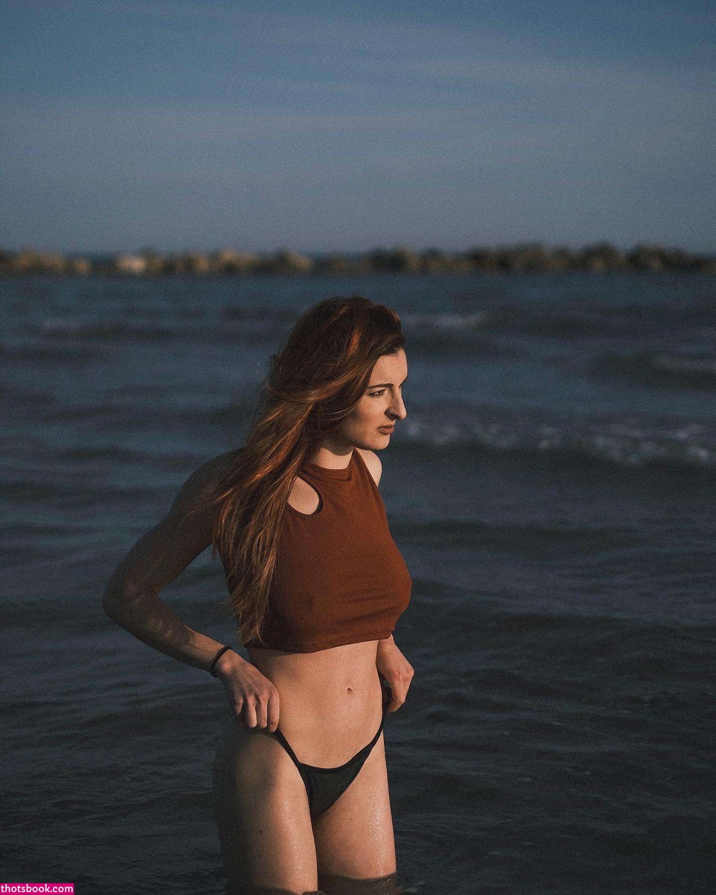 Chloe Bonhaure Nude Leaks OnlyFans Photos #2 1460533