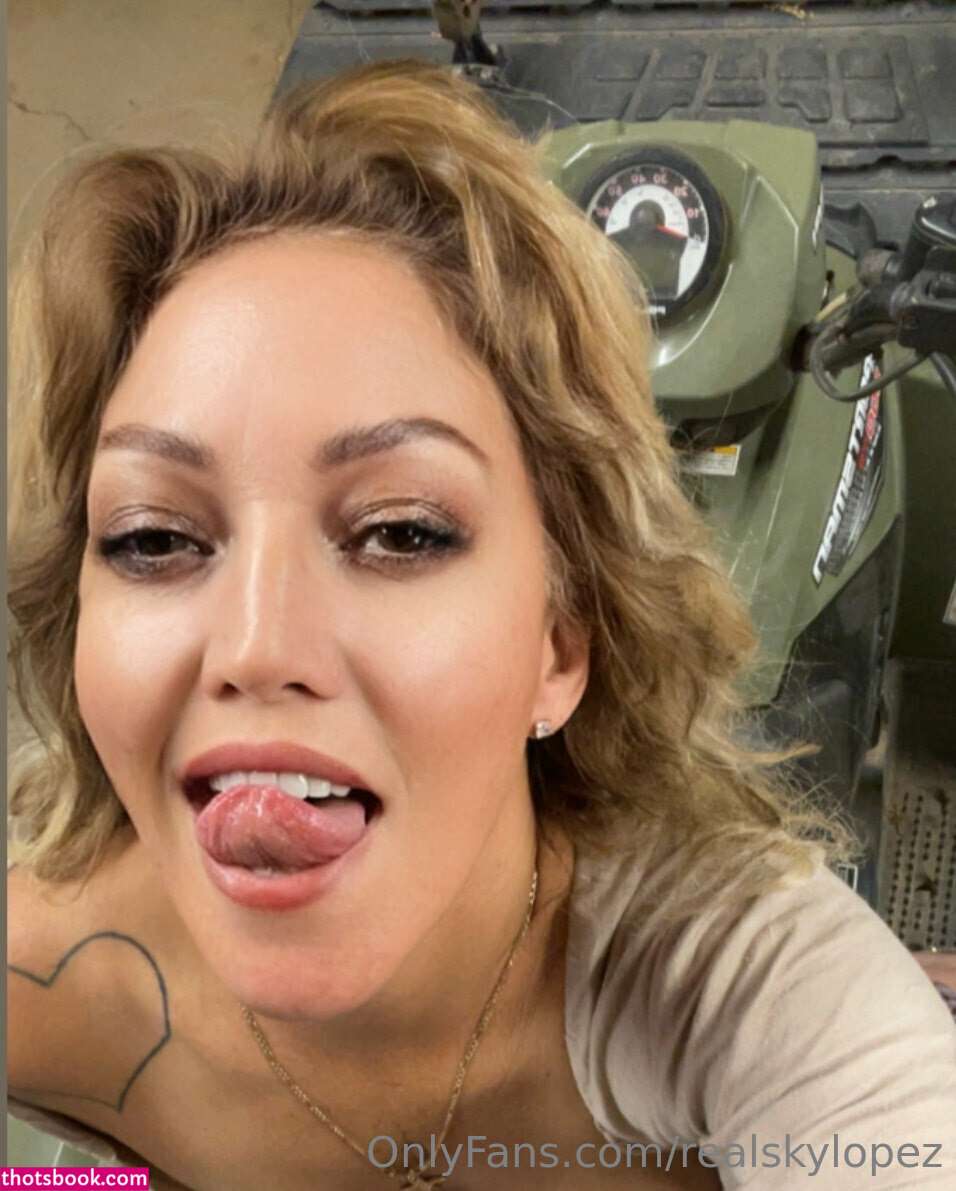 Sky Lopez Corrie Rachelle Nude Leaks OnlyFans Photos #5 1473250