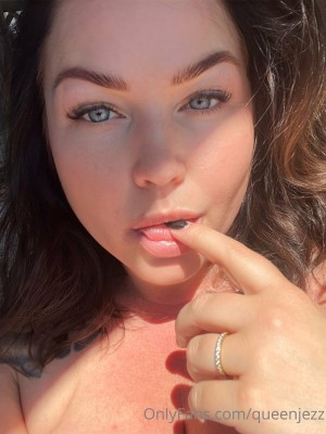 Queenjezz Nude Leaks OnlyFans Photos #1