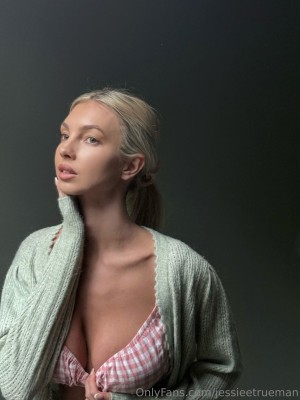 Jessiee Trueman Nude Leaks OnlyFans Photos #3