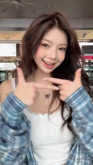 Elyn Leong Nude Leaks OnlyFans Video #1