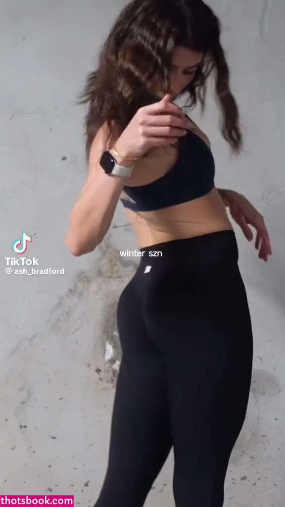 Ash Bradford Nude Leaks OnlyFans Photos #4 1937674