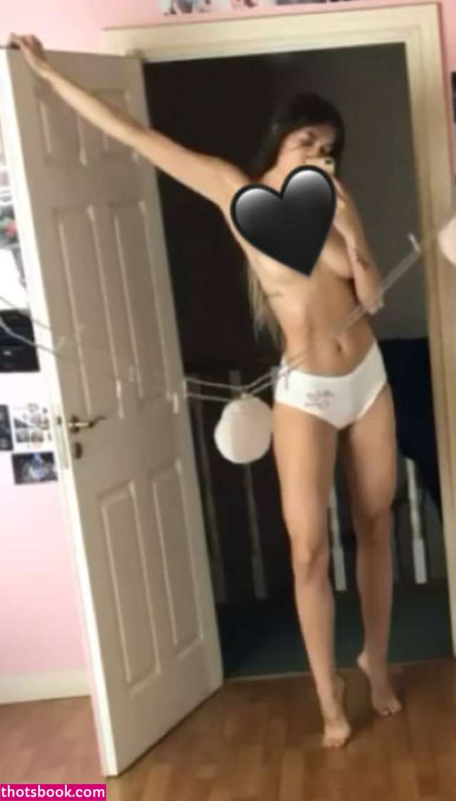 Caroesti Caroline babe Caroline Estigarribia Nude Leaks OnlyFans Photos #1 1928066