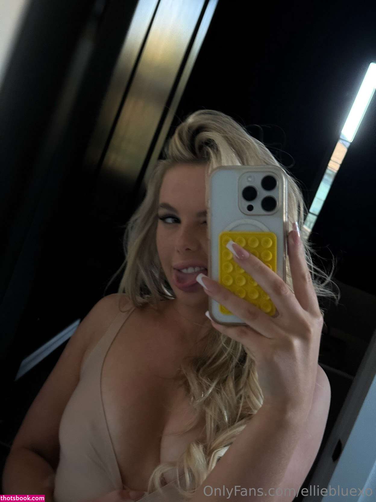 Ellie Blue Ellie Blue Gregoria Mariella Gregoria Nude Leaks OnlyFans Photos #11 1935864