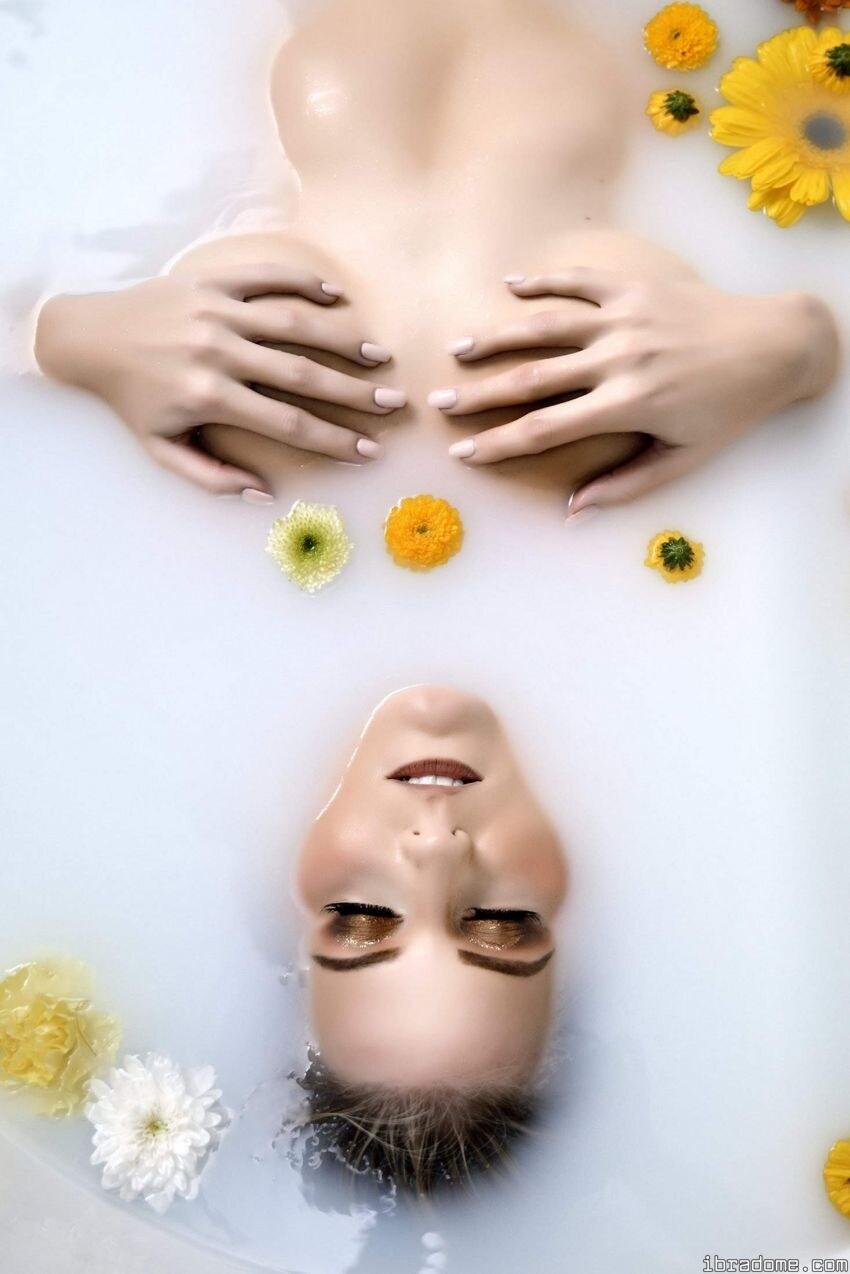 Kat Wonders Nude & Sexy Photos 38280