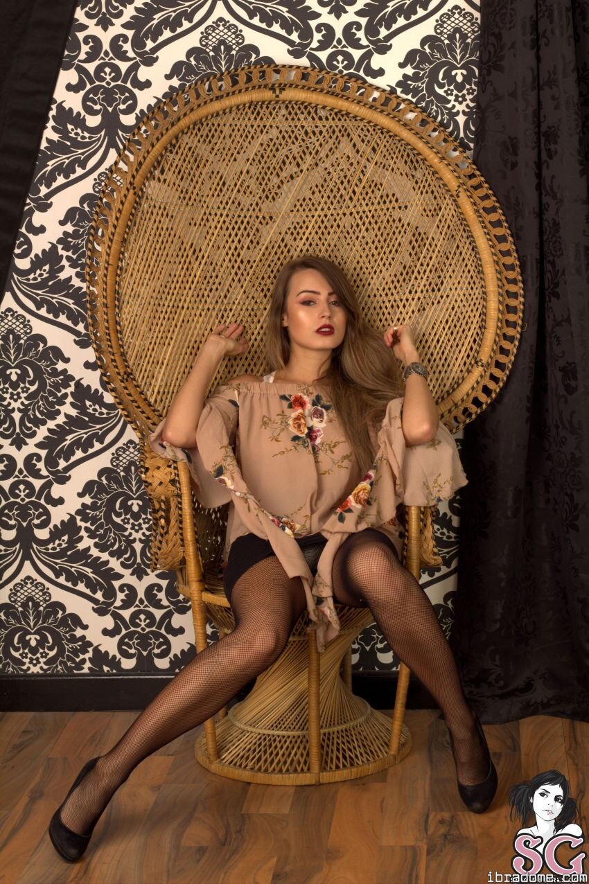 Anna Zapala Nude Suicide Girl 38928