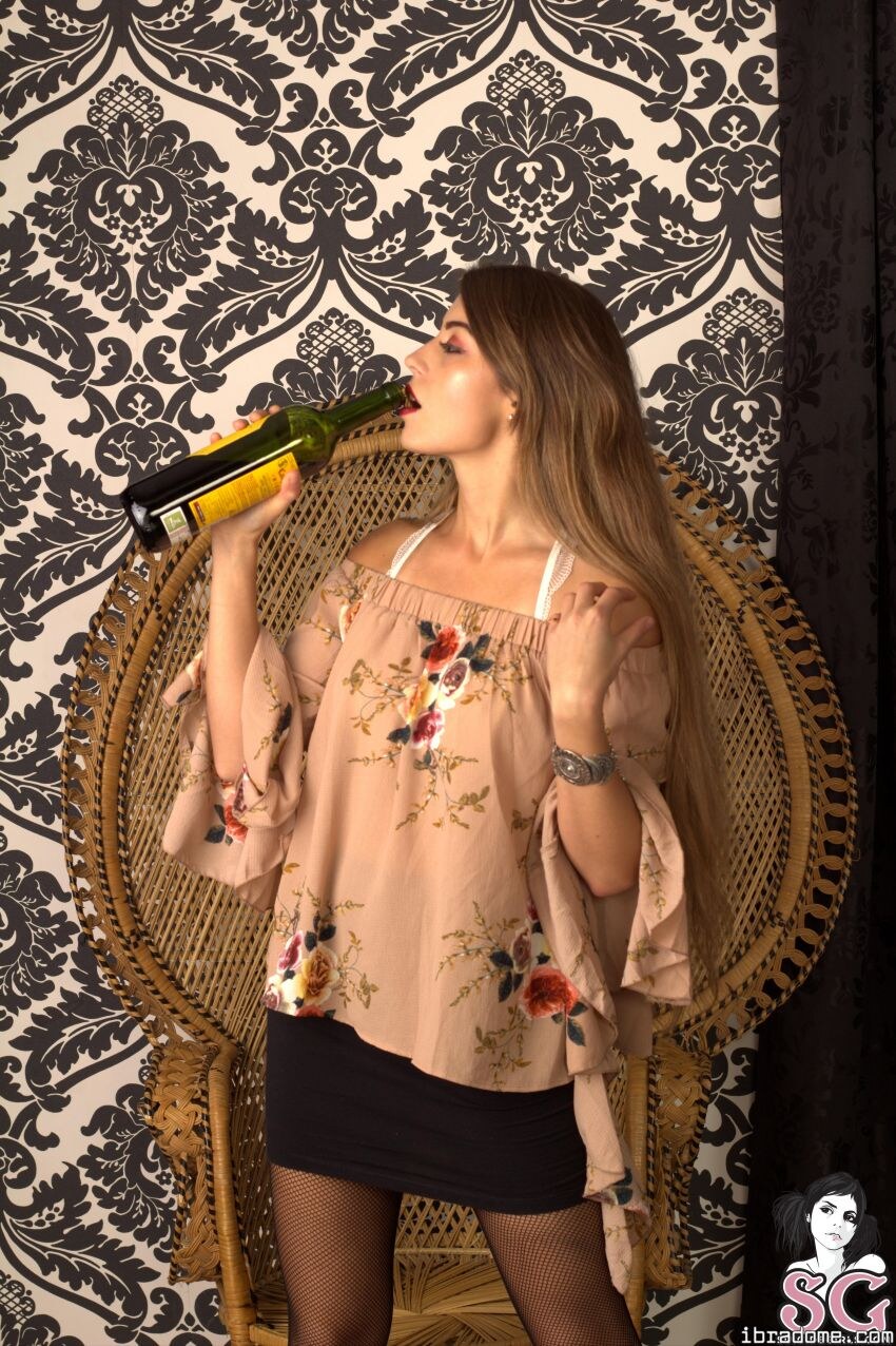 Anna Zapala Nude Suicide Girl 38930