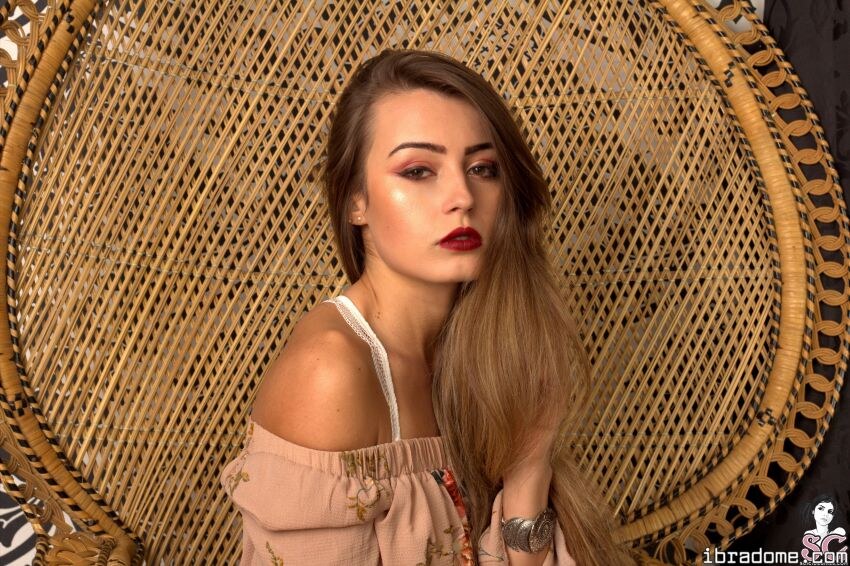 Anna Zapala Nude Suicide Girl 38934