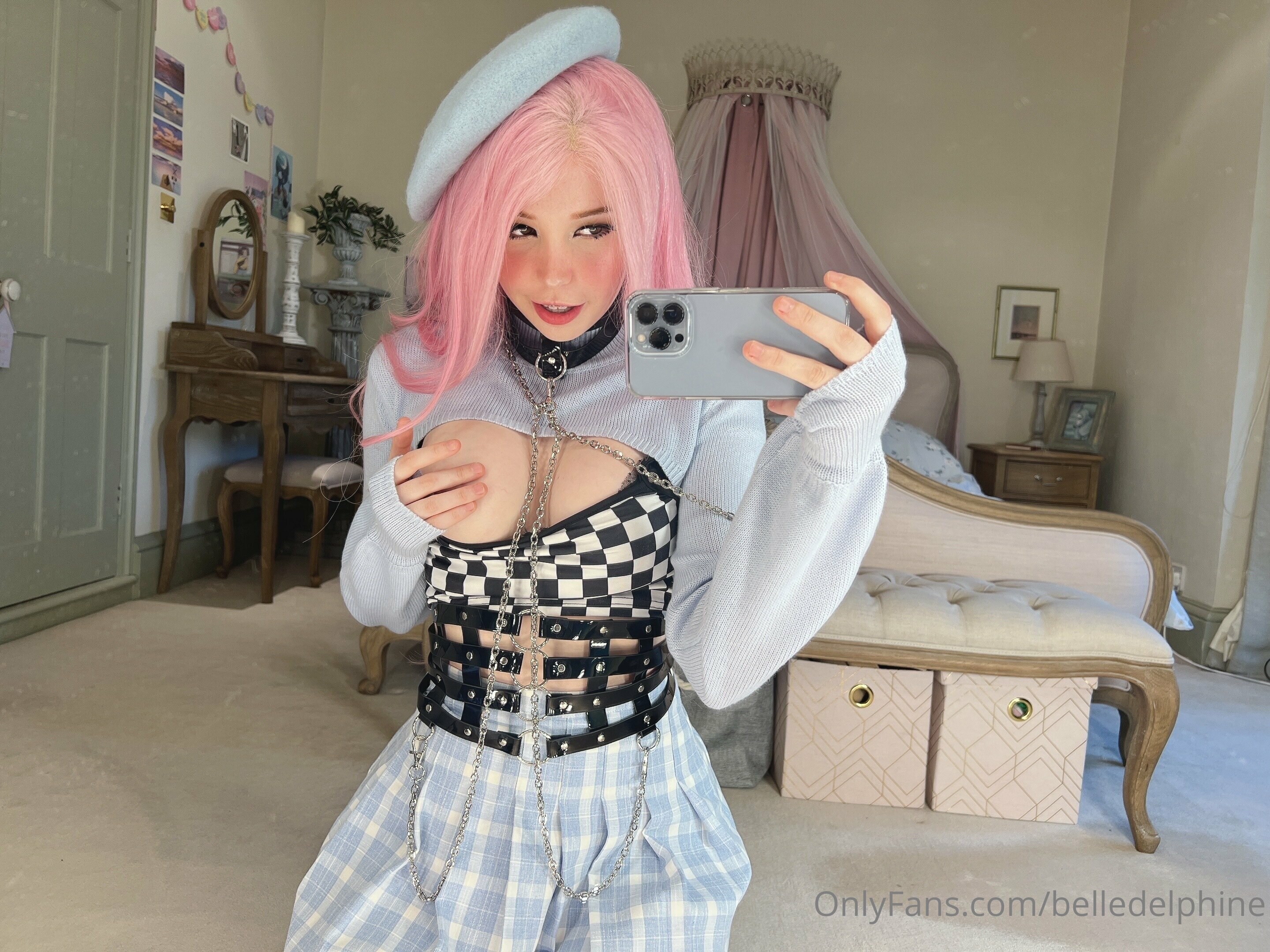 Belle Delphine Belle Cafe Set 118467