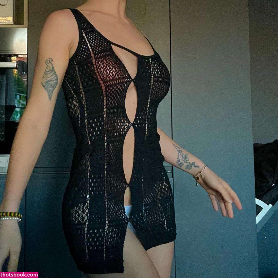 Maryana Ro OnlyFans Photos #11 191794