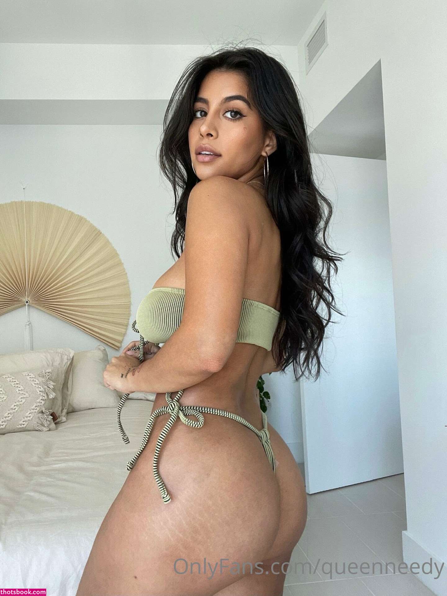 Queen Needy Nude OnlyFans Photos #10 815429