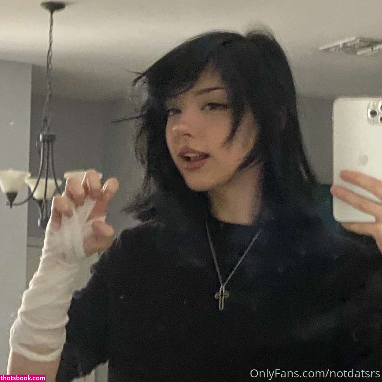 ItsNotDatSrs Notdatsrs lilredvlvt Nude OnlyFans Photos #15 803154