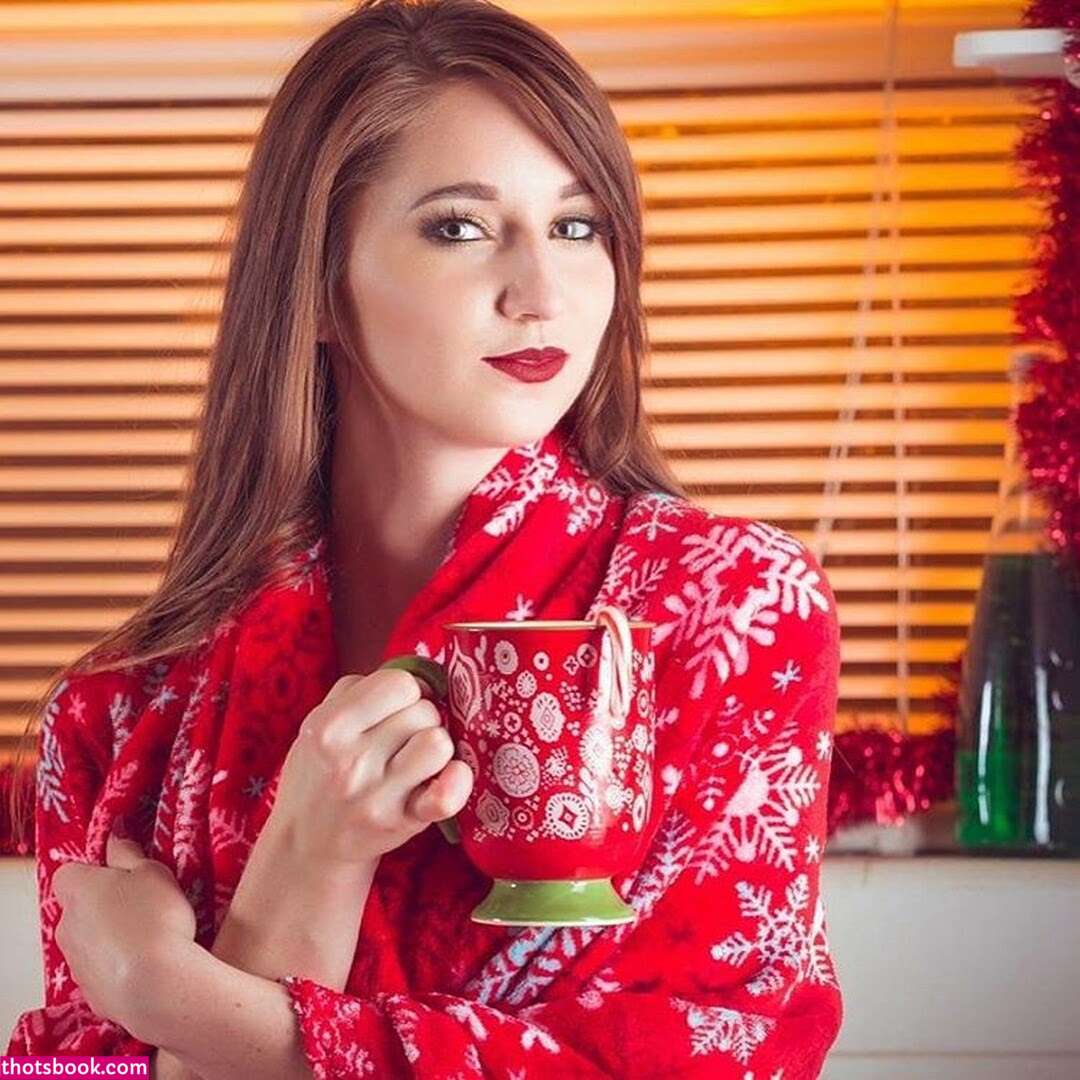 Danica Rockwood Nude Photos #8 807559