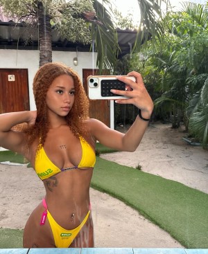 Chevelly Vellyyx Nude Leaks OnlyFans Photos #6