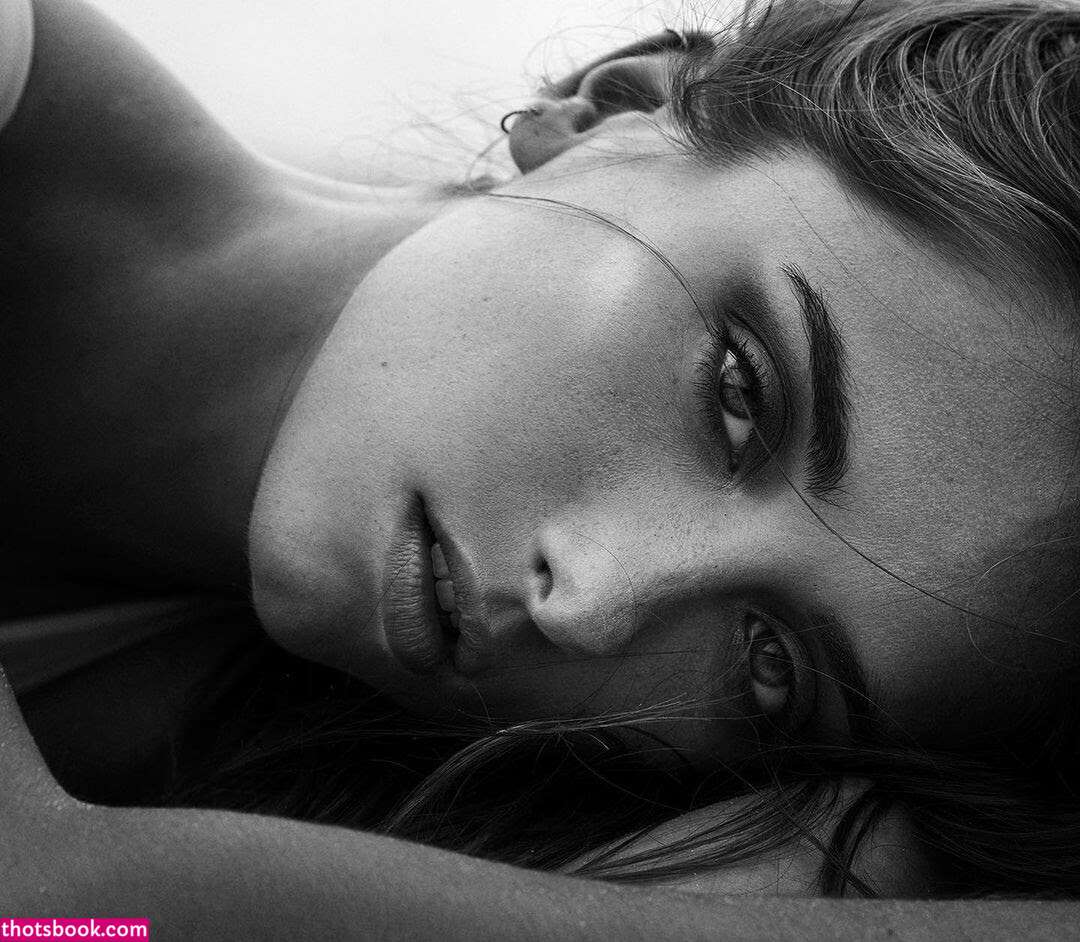 Elsa Couturier Nude Leaks OnlyFans Photos #4 1606215