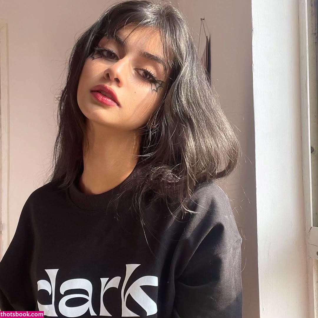 Aishwarya Harishankar Nude Leaks OnlyFans Photos #5 1583598