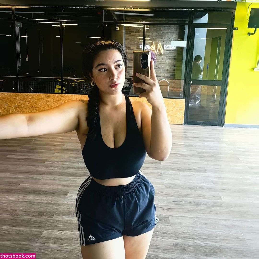 naturalvalentinaa Nude Leaks OnlyFans Photos #1 1584813