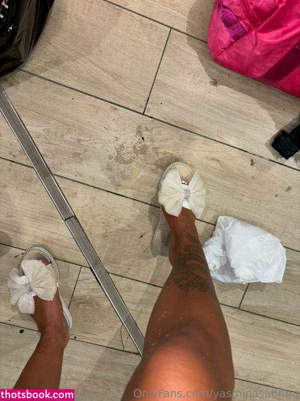 Yasmin Gribbon yasminasabrina yasminasabrin Nude Leaks OnlyFans Photos #1 1599329