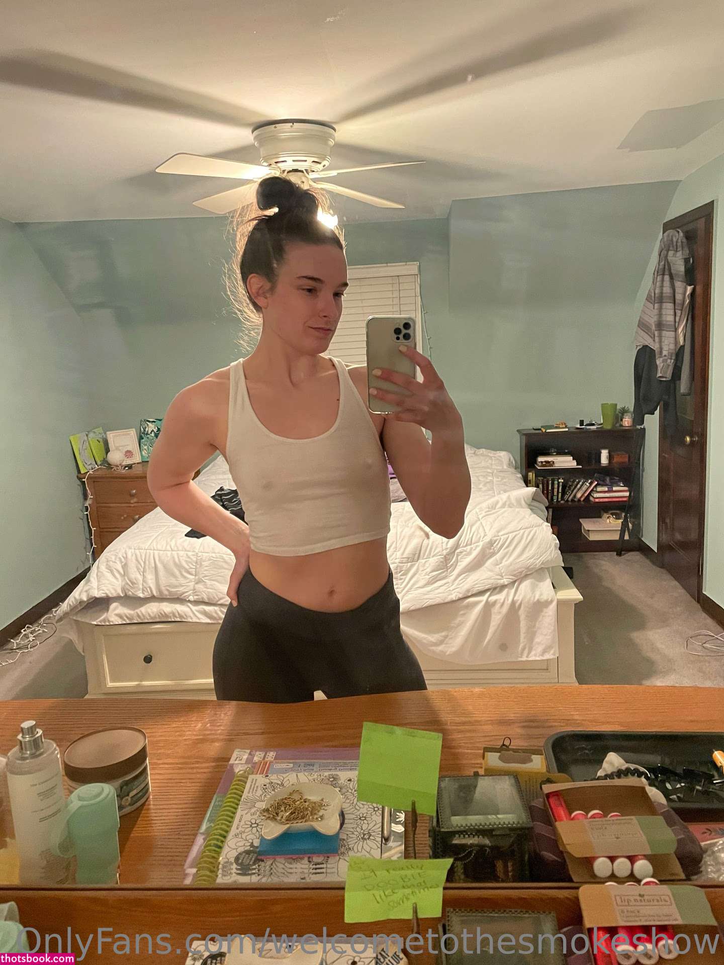 WelcomeToTheSmokeShow No Database 2048 Nude Leaks OnlyFans Photos #3 1580784