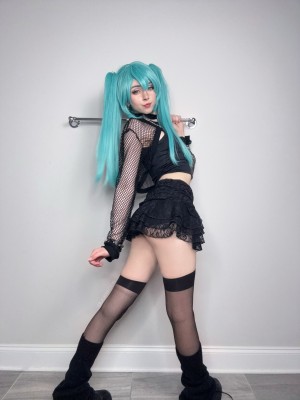 Duckie Cos Nude Leaks OnlyFans Photos #1