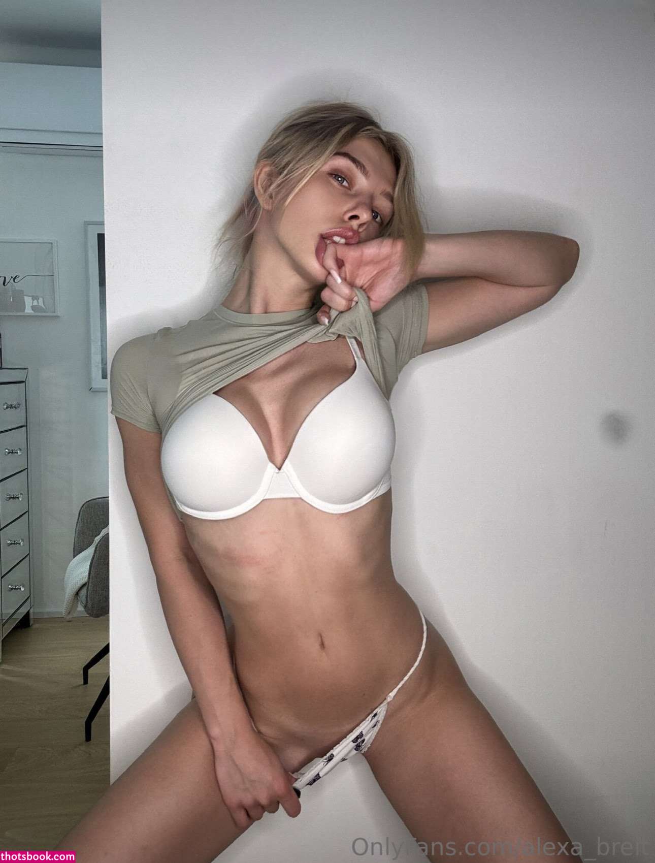 Alexa Breit Nude Leaks OnlyFans Photos #16 1623776