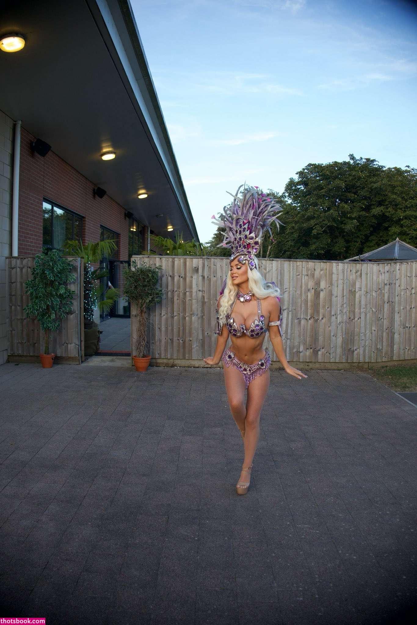 Isabella Lambourne Worlock Nude Leaks OnlyFans Photos #1 1590738