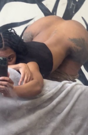 Itsjelleelle Nude Leaks OnlyFans Photos #2