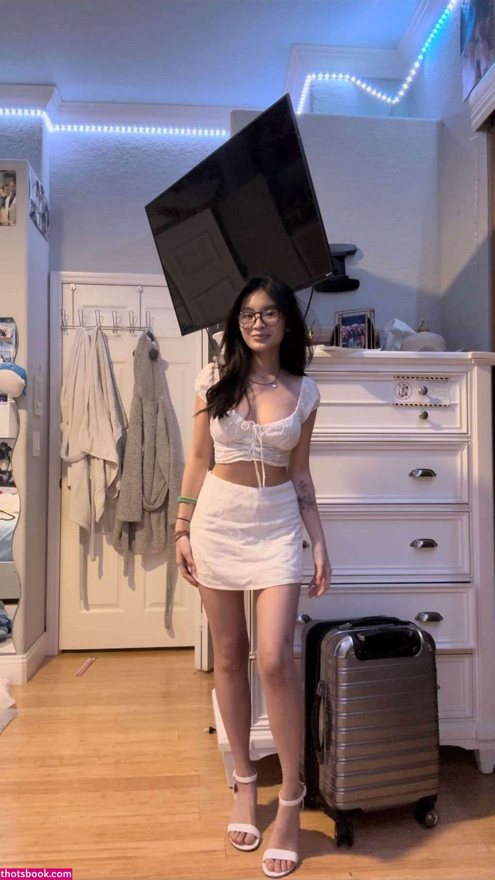 Yanatotnakan Delilah Cao Nude Leaks OnlyFans Photos #5 1601538