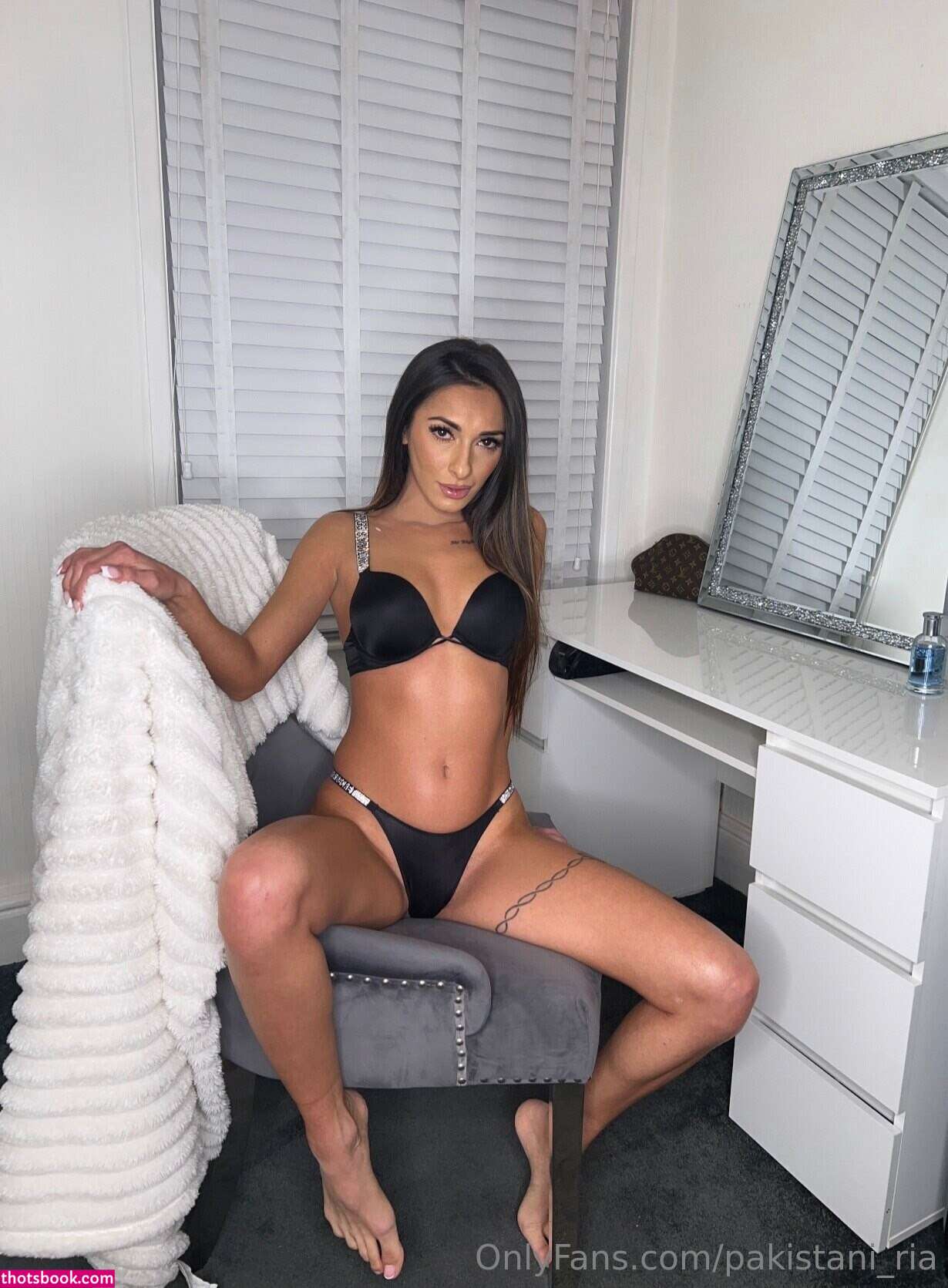 Pakistani Ria Nude Leaks OnlyFans Photos #2 1615631