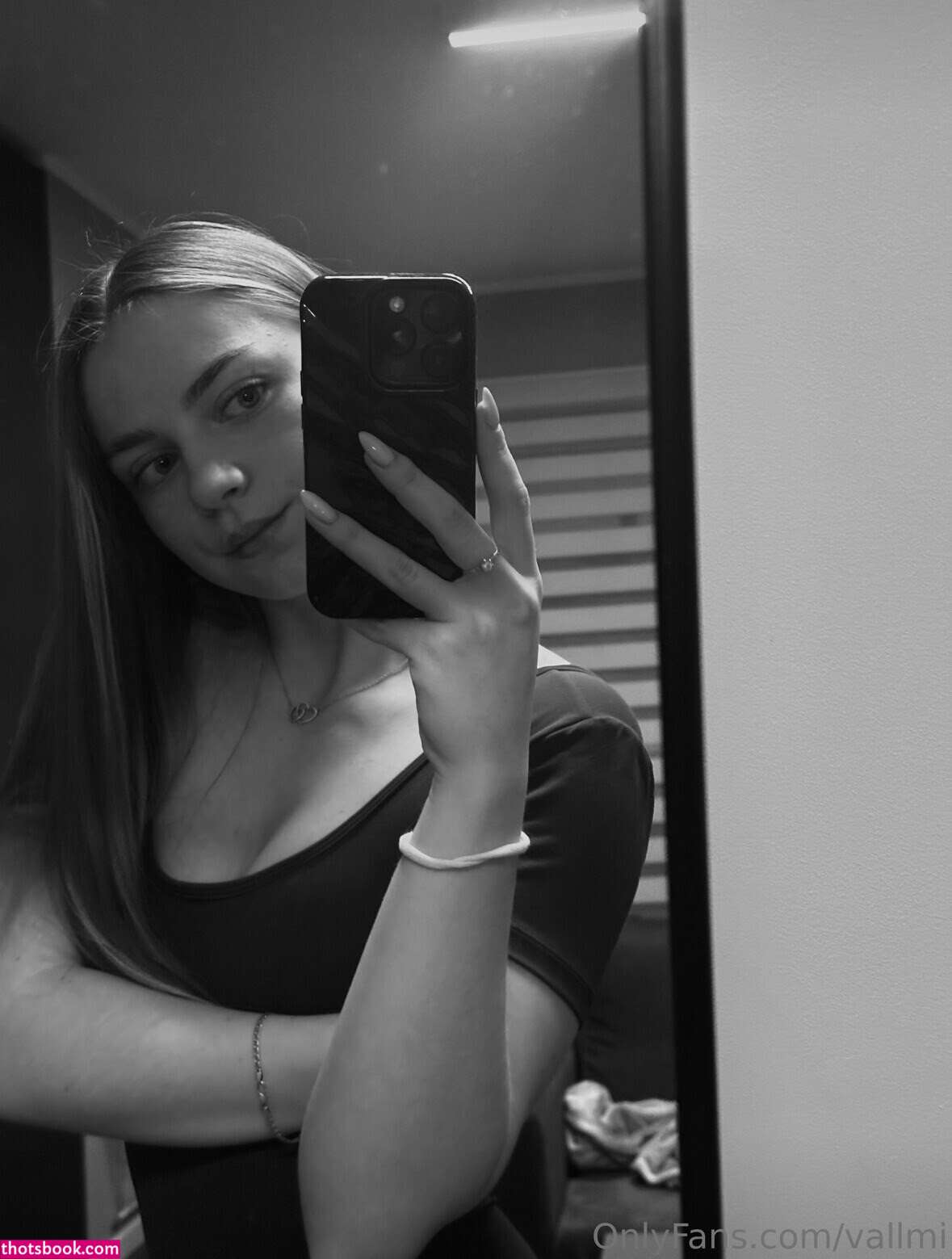 Vallmi Kaleria Mi Nude Leaks OnlyFans Photos #3 1603444