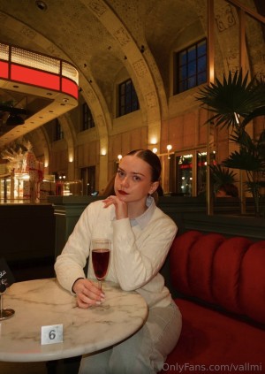 Vallmi Kaleria Mi Nude Leaks OnlyFans Photos #3