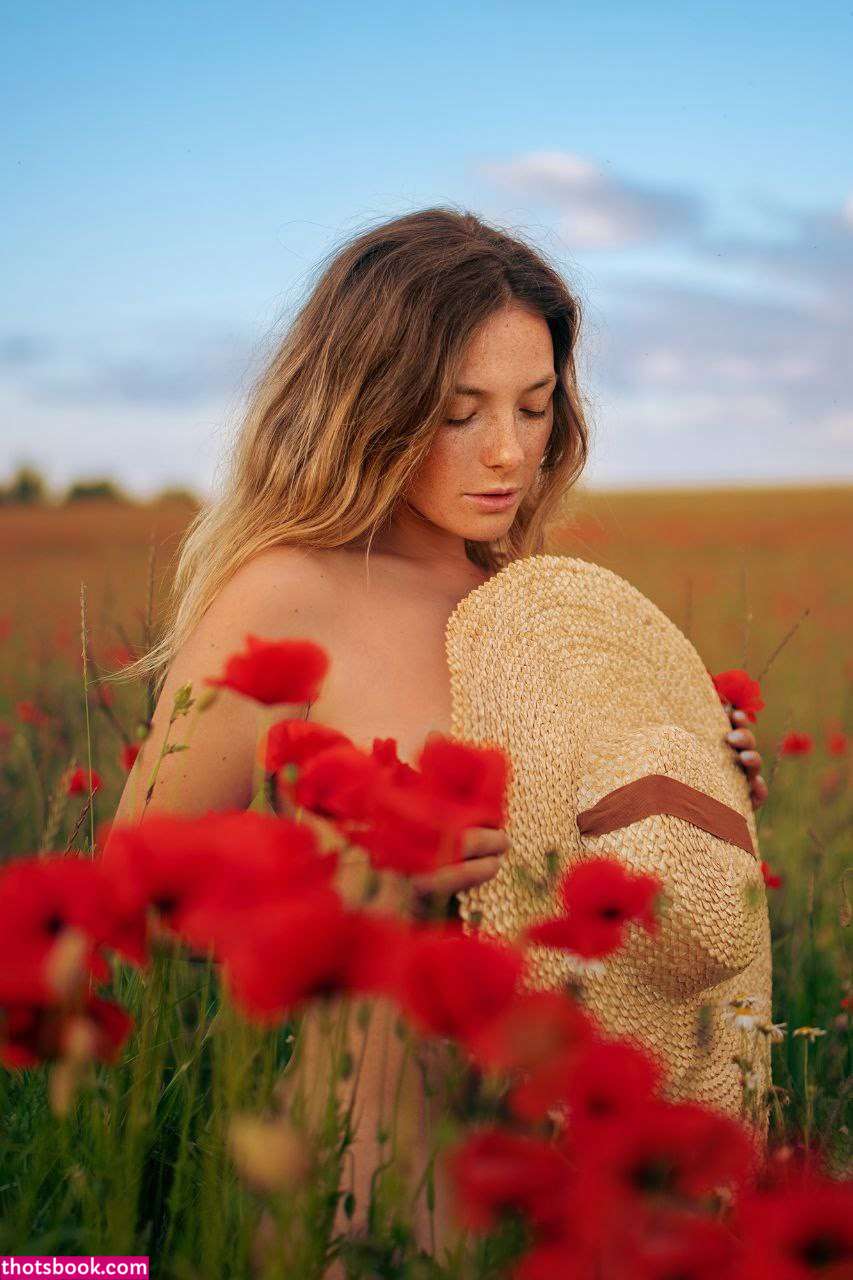 Aglo Razbok Nude Leaks OnlyFans Photos #1 1616251