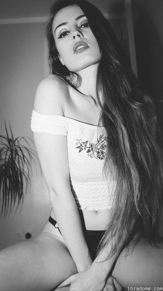 Anna Zapala Black And White Photos 60286