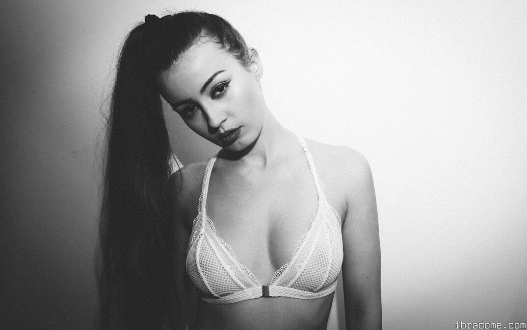 Anna Zapala Black And White Photos 60298