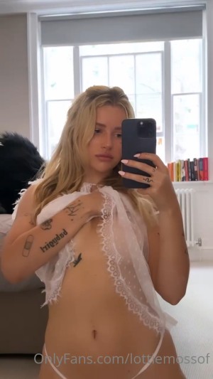 Lottie Moss Nude OnlyFans Video #4